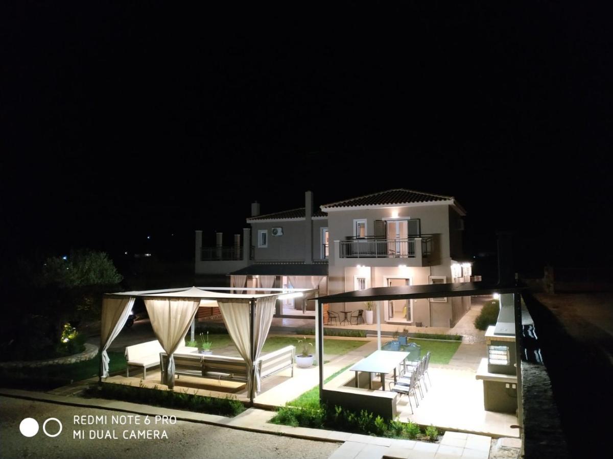 Rose Maisonette Razata Luaran gambar