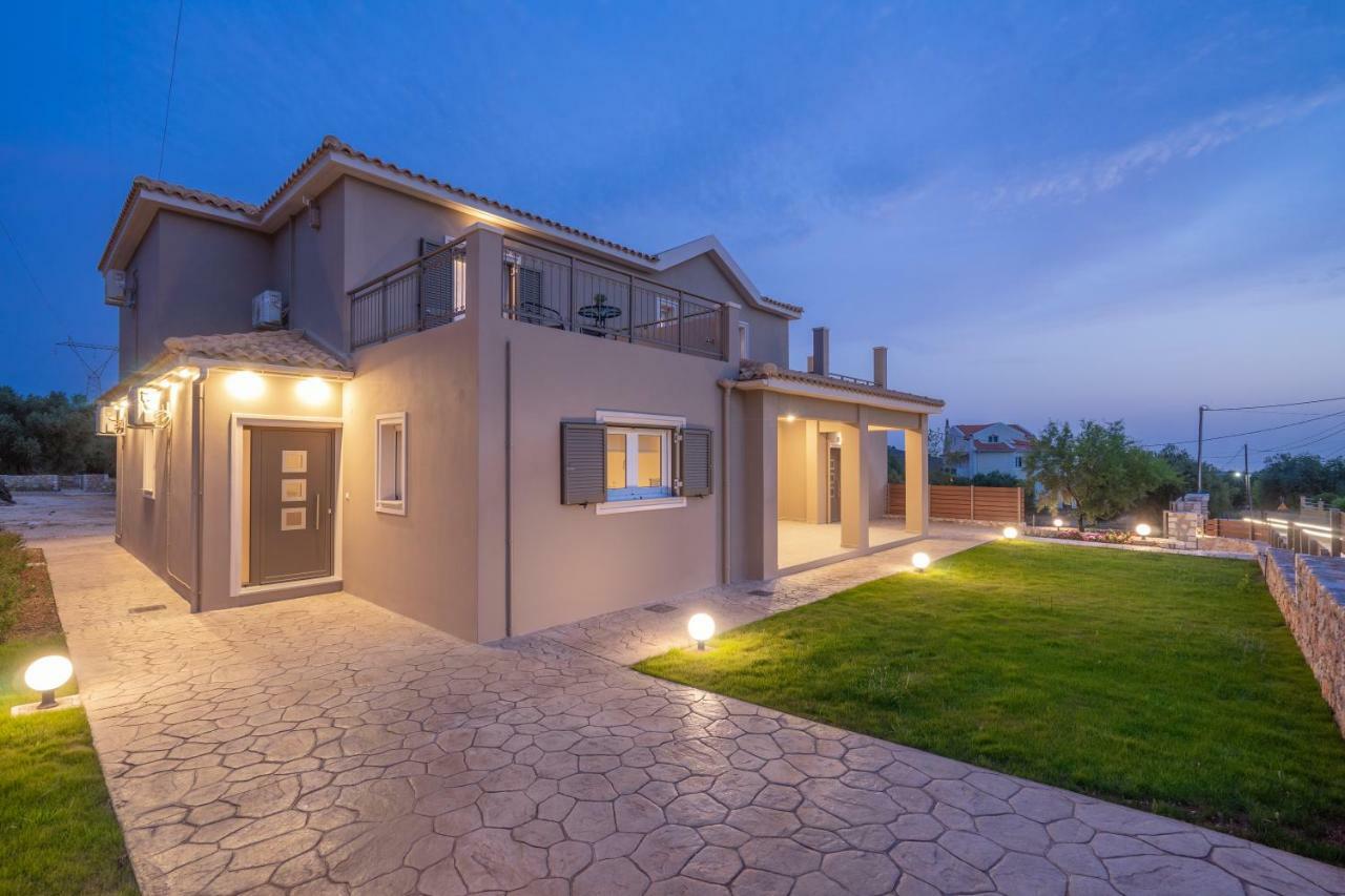 Rose Maisonette Razata Luaran gambar