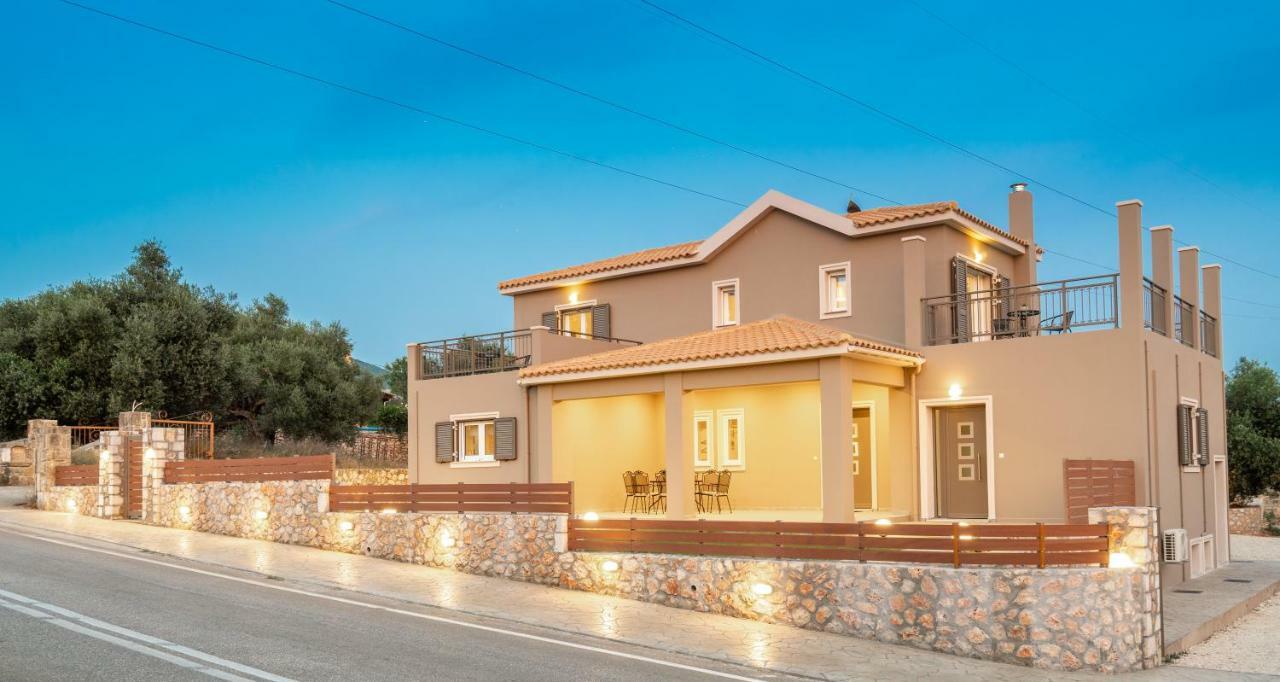 Rose Maisonette Razata Luaran gambar